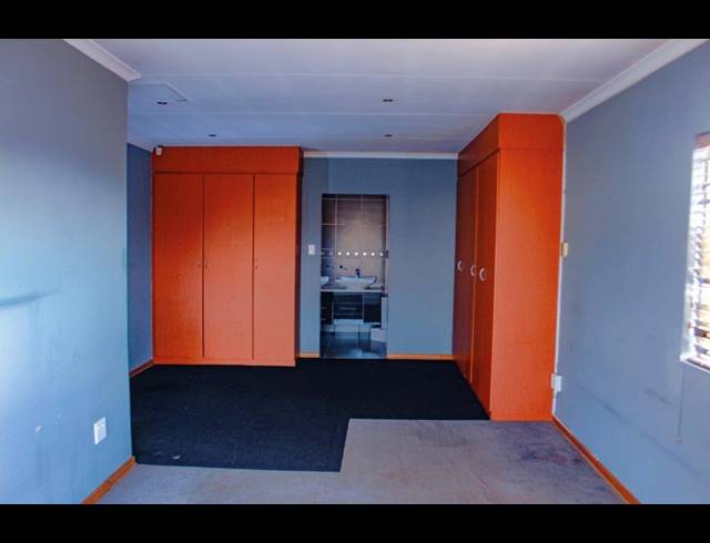 3 BEDROOM HOUSE FOR SALE IN SONNEVELD
